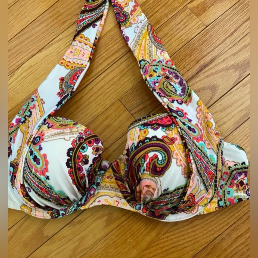 Bikini top (36B)